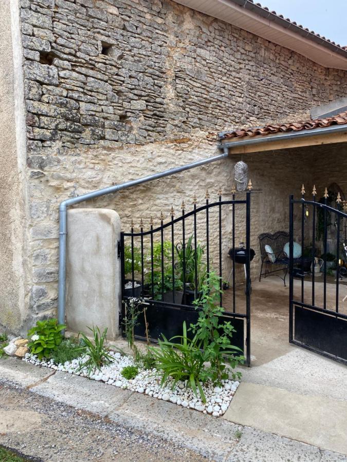La Cour Blanche Villa Verteuil-sur-Charente Exterior foto